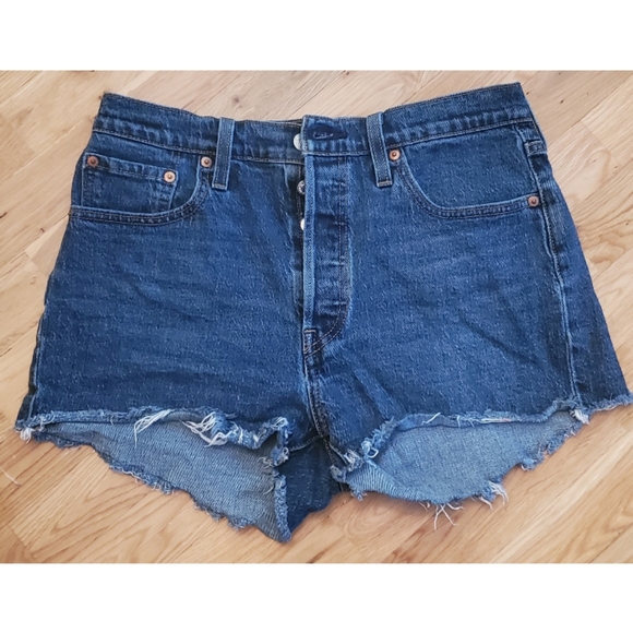 Vintage Levi's 501 Button Fly Cutoff Denim Shorts 26 & 29 - Picture 7 of 13